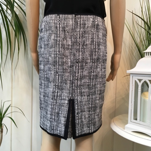 NWOT TALBOTS TWEED PENCIL SKIRT - Picture 2 of 7